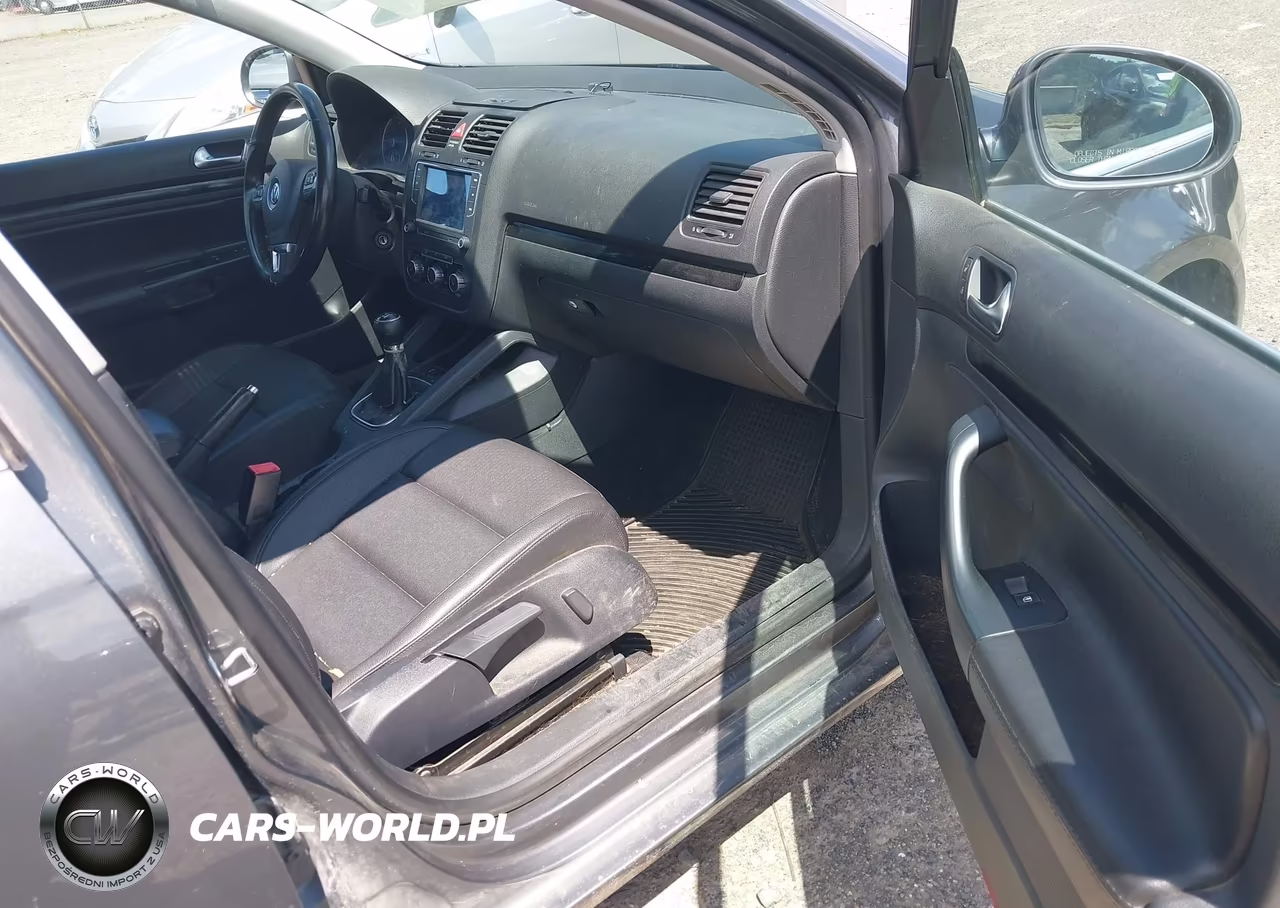 2010 Volkswagen Jetta Tdi VIN:3VWRL7AJXAM084211 - 5