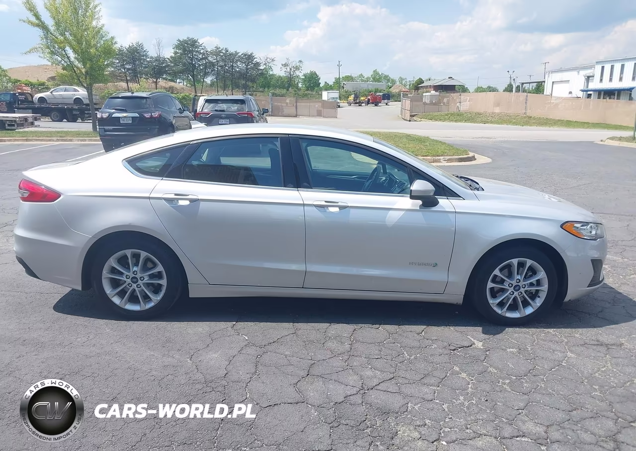 2019 Ford Fusion Hybrid Se VIN:3FA6P0LU1KR211480 - 13
