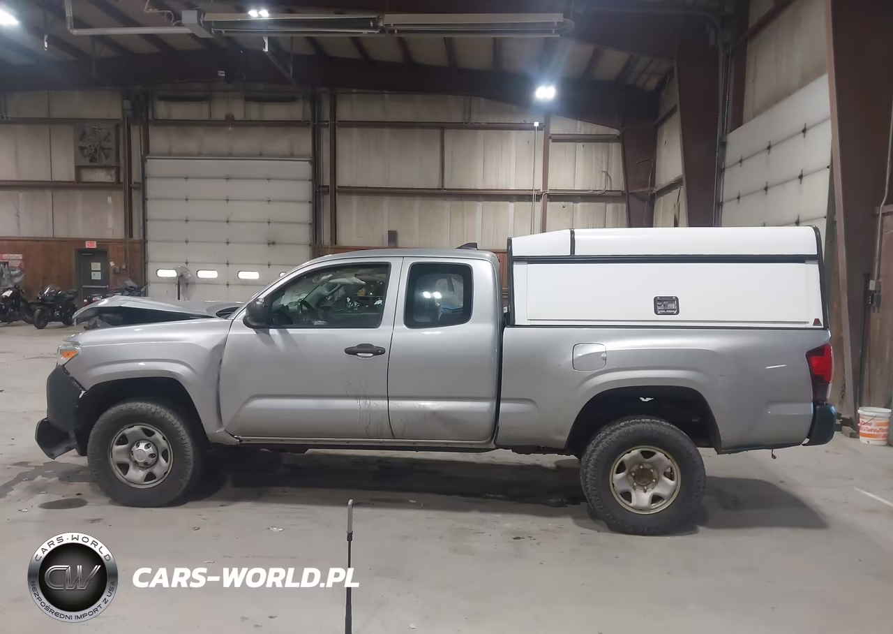 2018 Toyota Tacoma Sr VIN:5TFSX5EN8JX061210 - 14