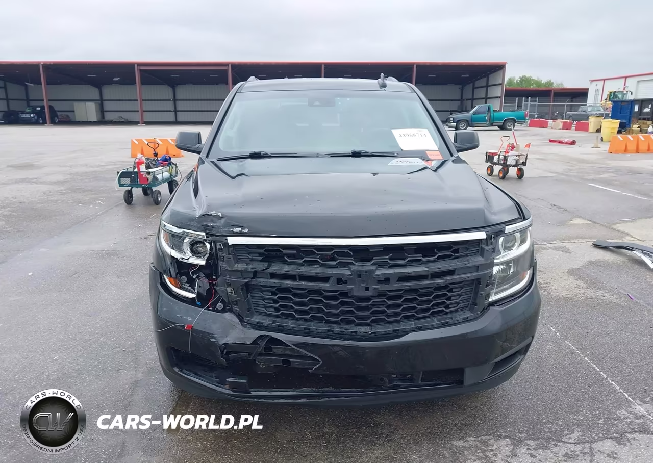 2019 Chevrolet Tahoe Lt VIN:1GNSKBKC5KR389939 - 13