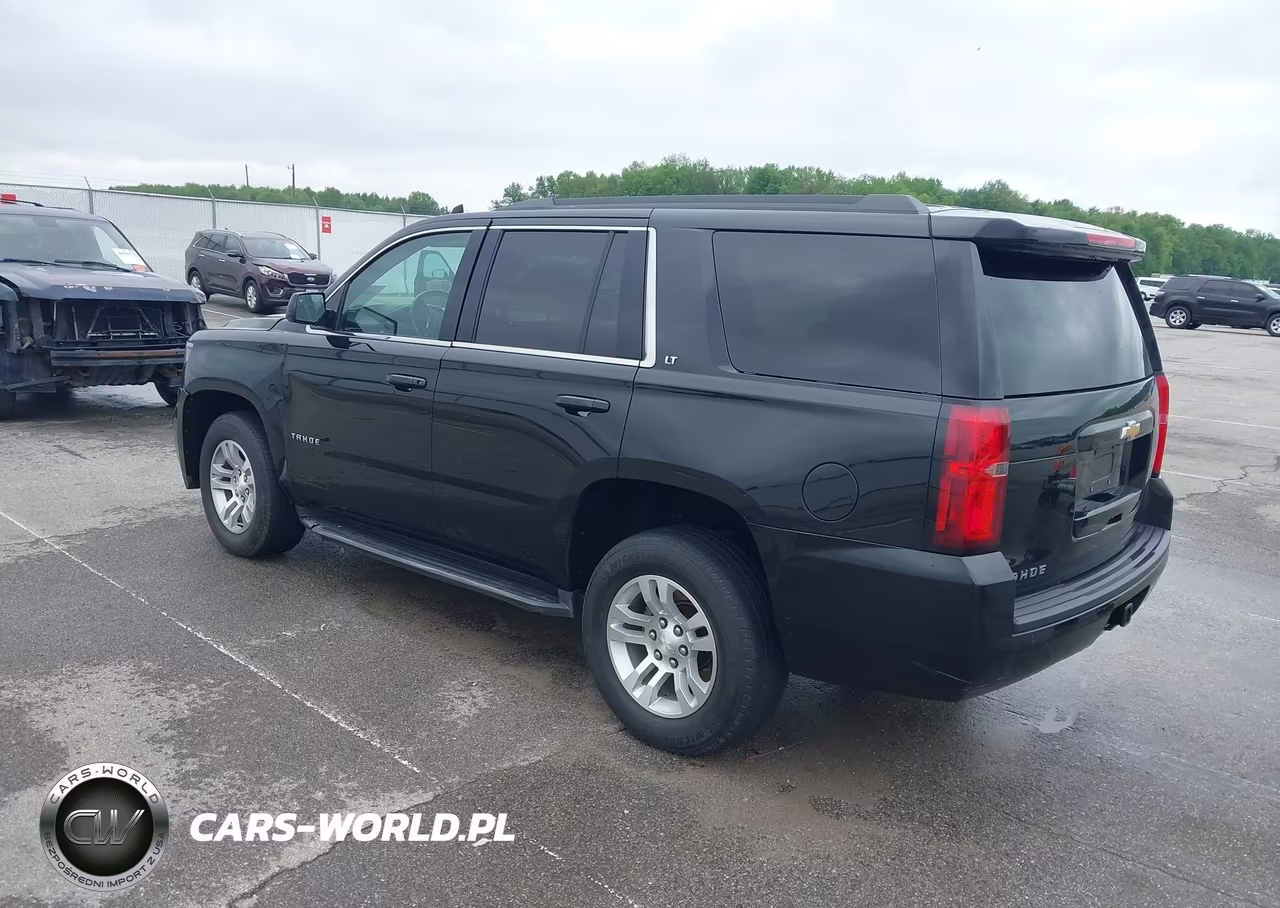 2019 Chevrolet Tahoe Lt VIN:1GNSKBKC5KR389939 - 3