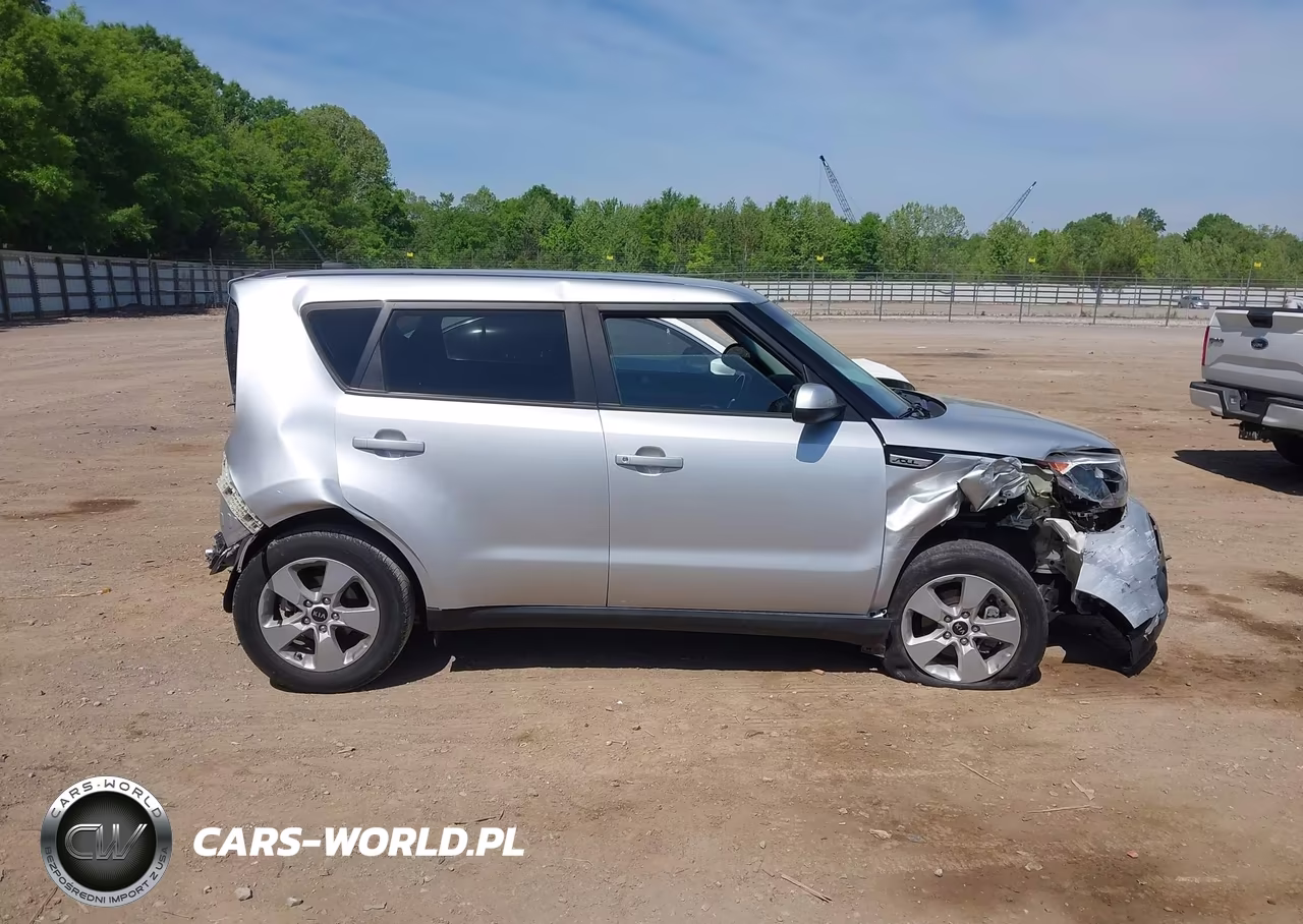 2018 KIA SOUL VIN:KNDJN2A26J7572846 - 14
