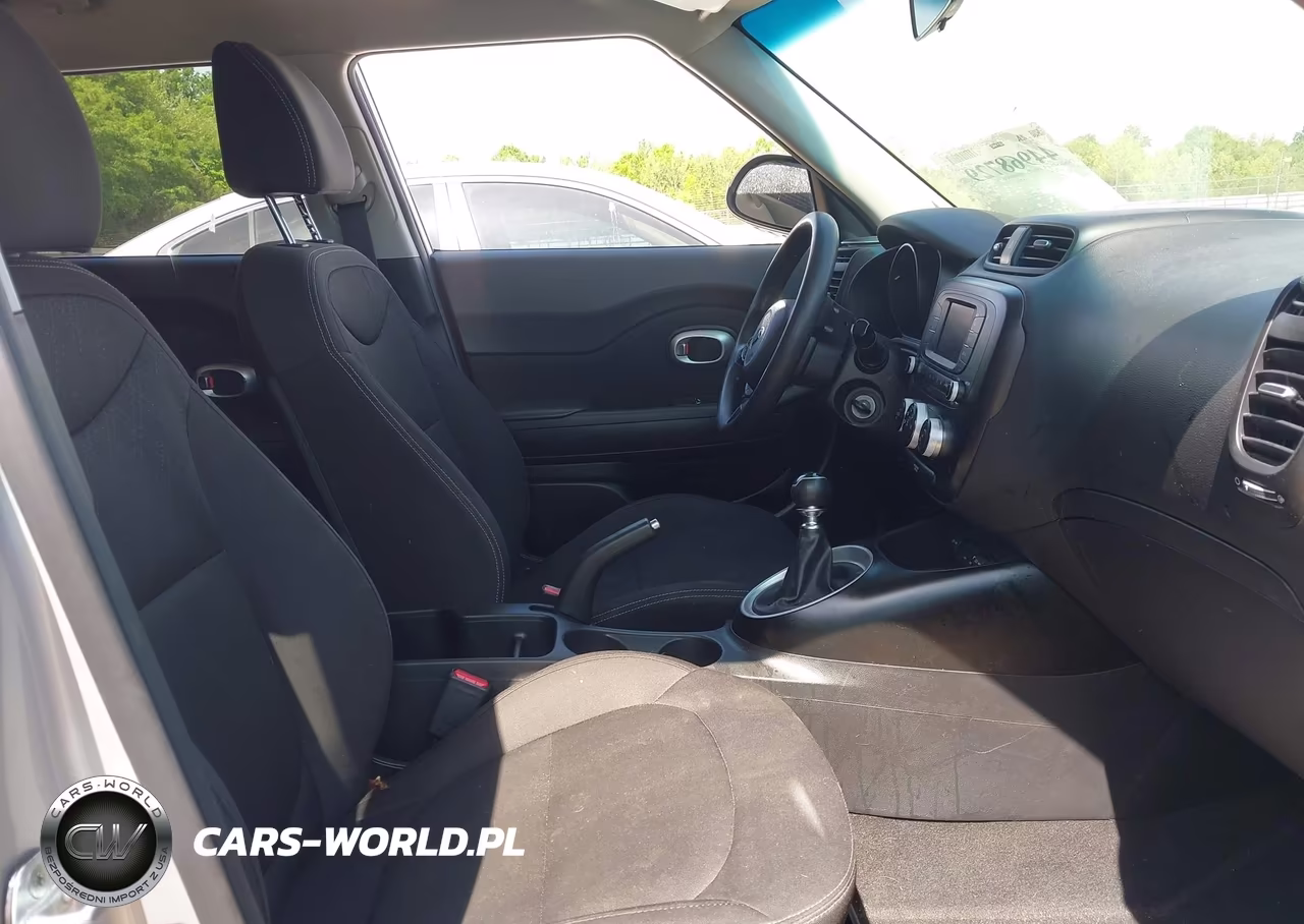 2018 KIA SOUL VIN:KNDJN2A26J7572846 - 5