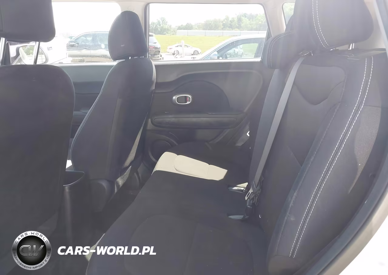 2018 KIA SOUL VIN:KNDJN2A26J7572846 - 8