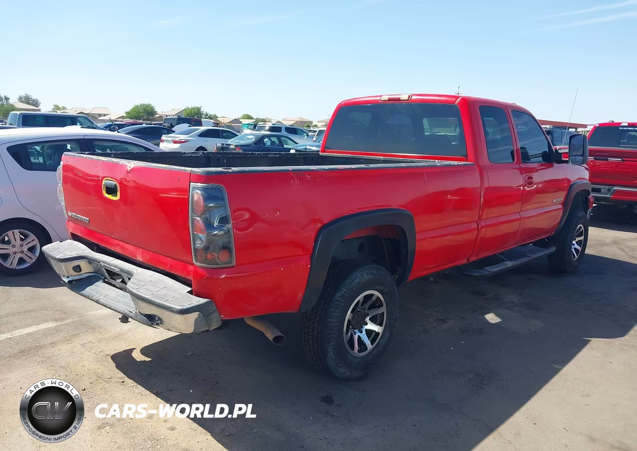 2006 Chevrolet Silverado 2500Hd Work Truck VIN:1GCHK29U46E153619 - 4