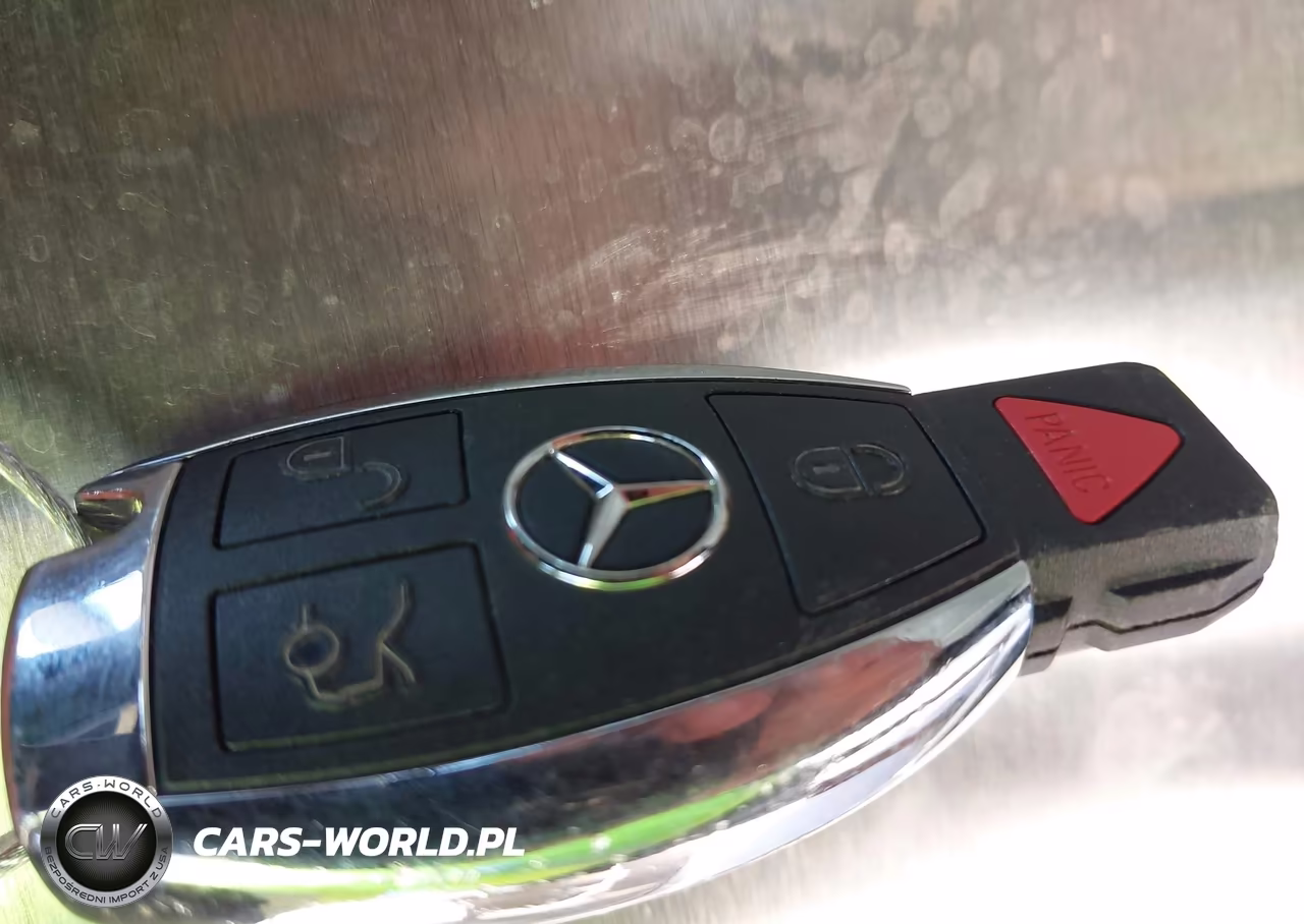 2017 Mercedes-Benz C 300 VIN:55SWF4JB4HU227736 - 11
