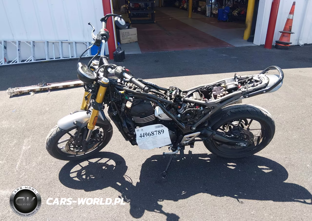 2024 Triumph Motorcycle Speed 400 VIN:SMTT127Y2RNA10731 - 12