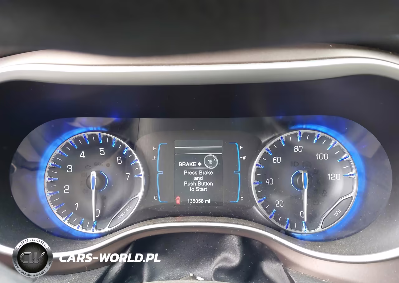 2017 Chrysler Pacifica Touring VIN:2C4RC1DG8HR635500 - 7