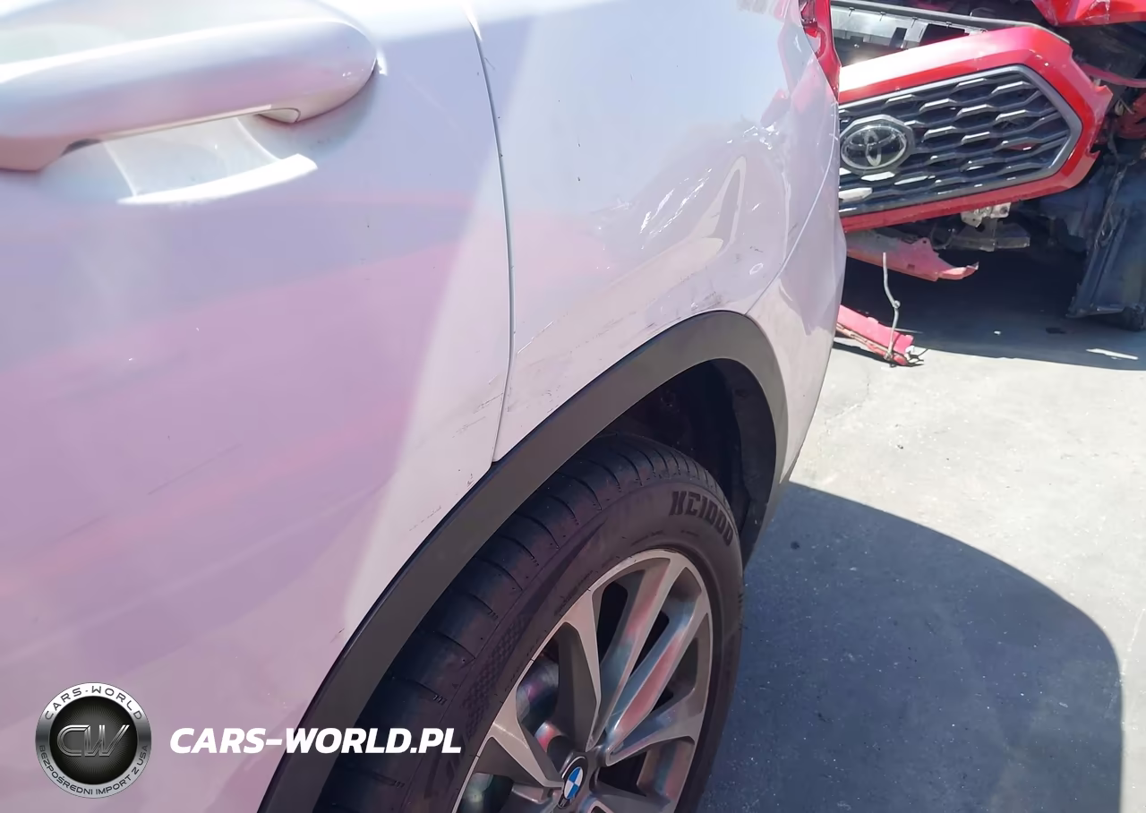 2019 BMW X3 Sdrive30I VIN:5UXTR7C56KLR39785 - 13