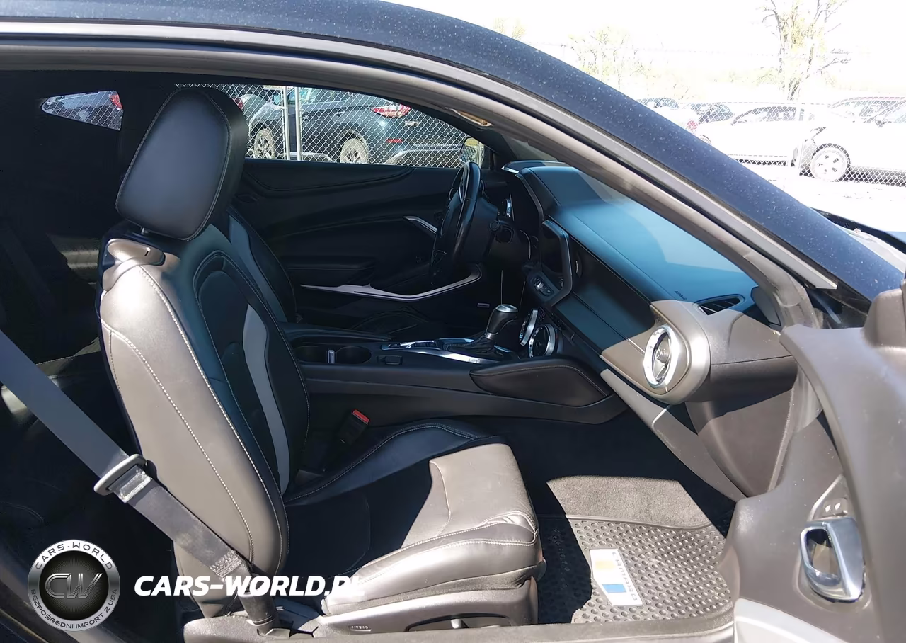 2017 Chevrolet Camaro 2Lt VIN:1G1FD1RS3H0156322 - 5