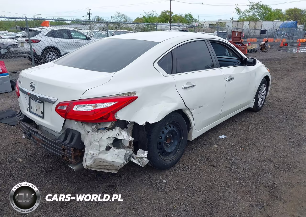 2016 Nissan Altima 2.5 S VIN:1N4AL3AP0GC289002 - 4