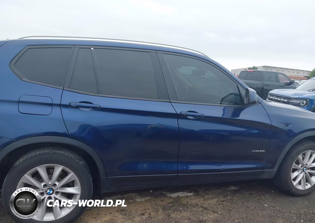 2017 BMW X3 xDrive28I VIN:5UXWX9C36H0W66953 - 13