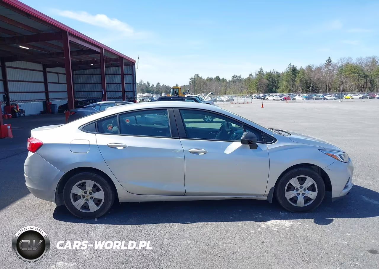 2018 Chevrolet Cruze Ls Auto VIN:1G1BC5SM8J7243747 - 13