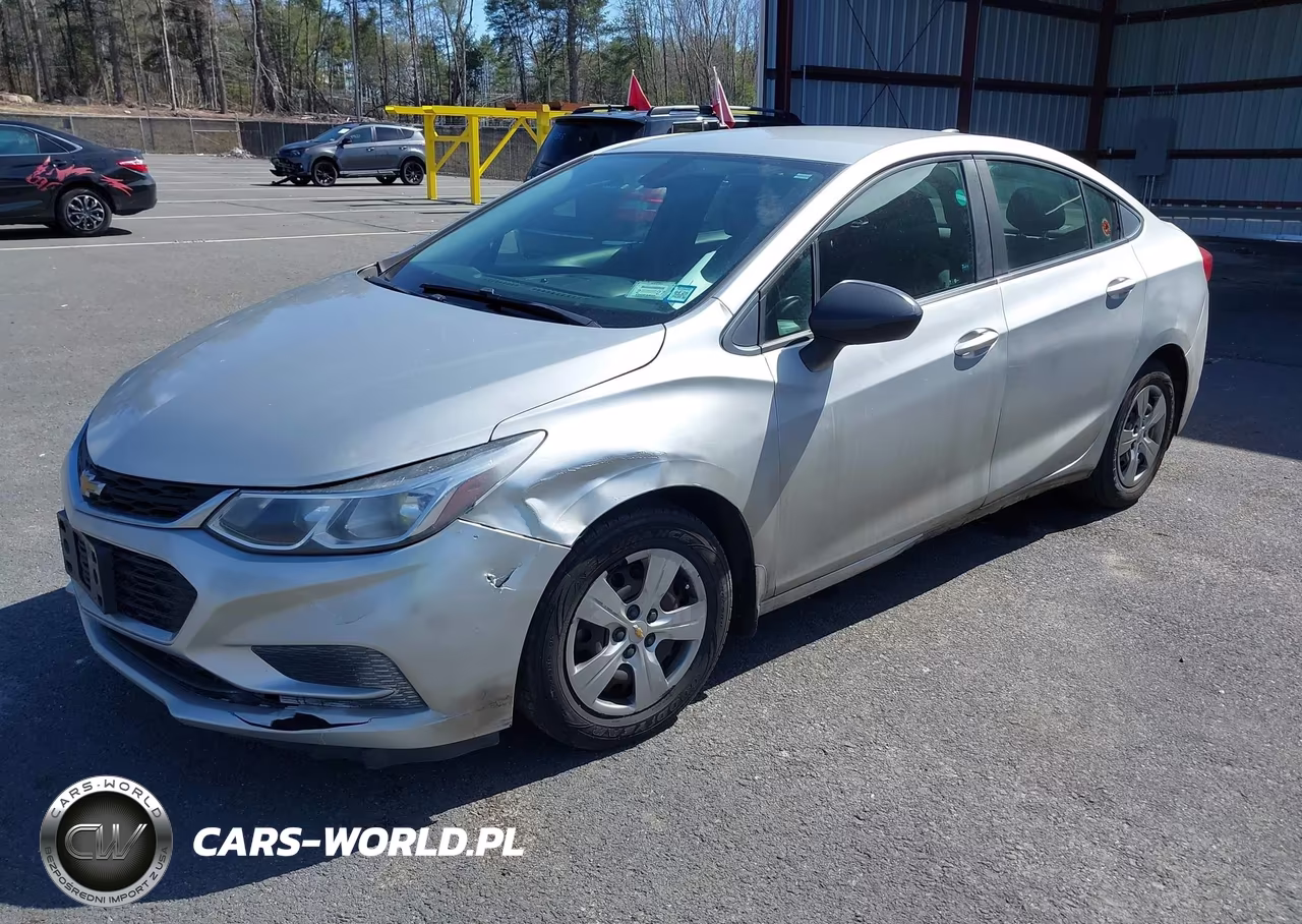 2018 Chevrolet Cruze Ls Auto VIN:1G1BC5SM8J7243747 - 2