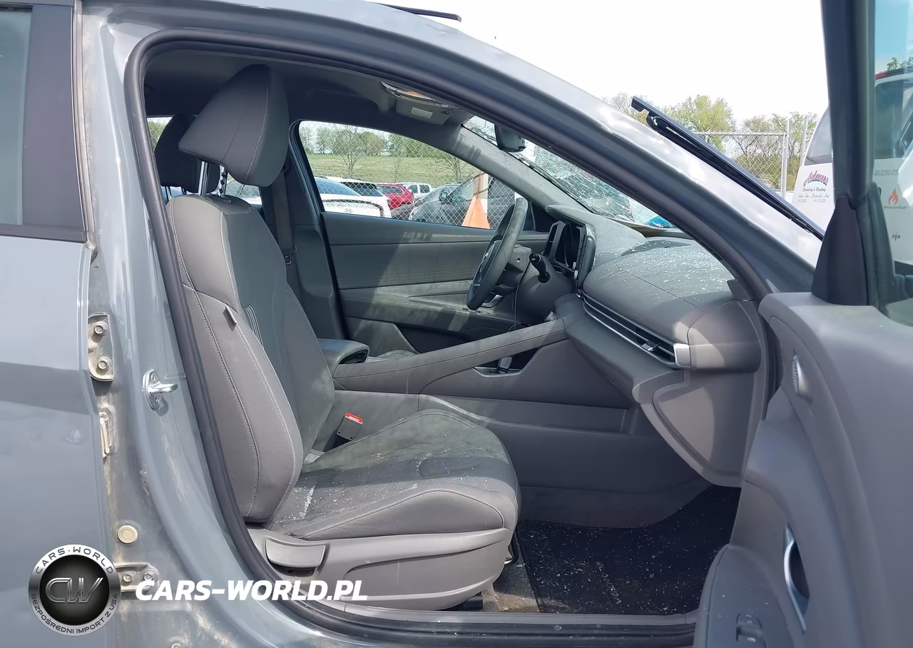 2023 Hyundai Elantra Hybrid Blue VIN:KMHLM4AJ6PU039688 - 5