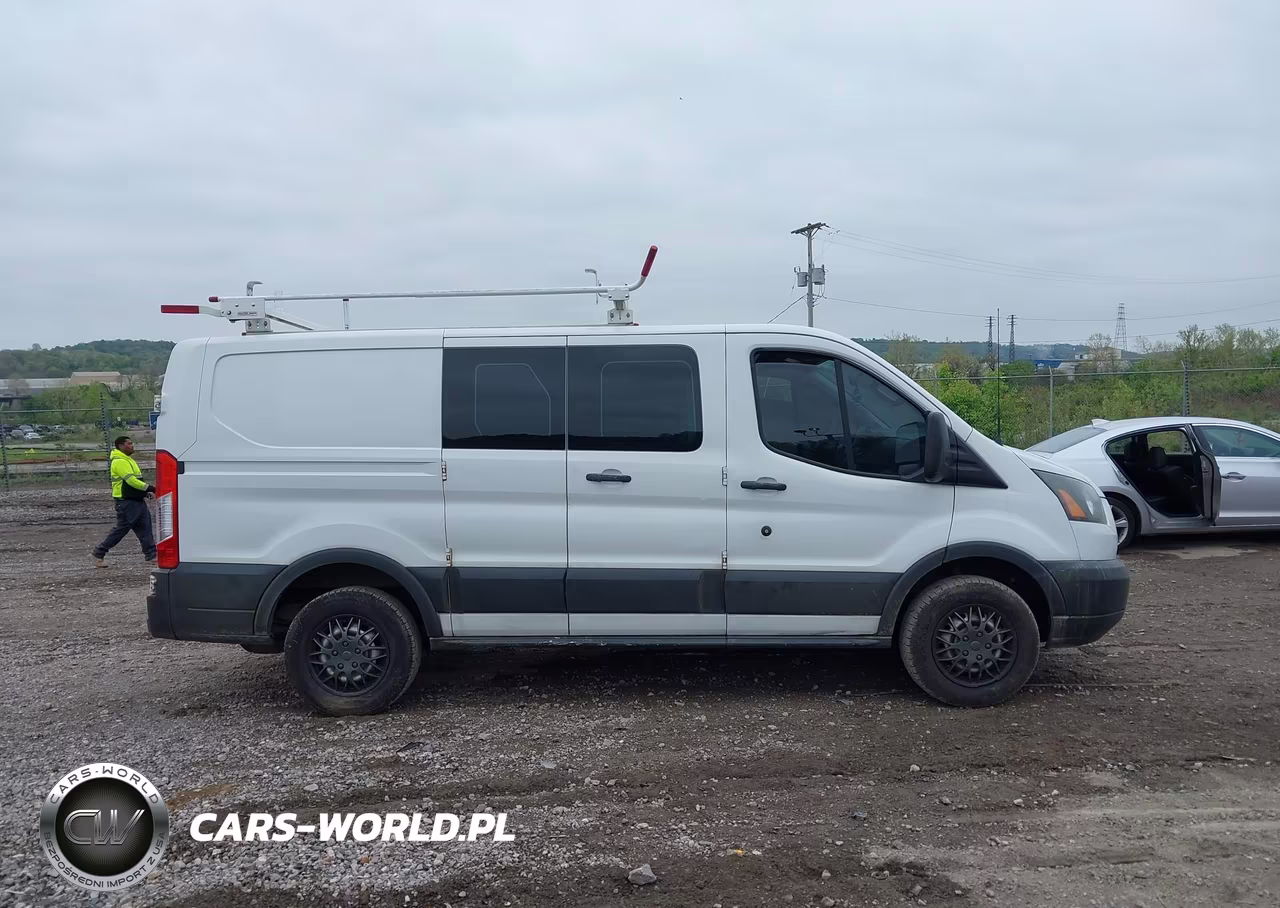 2015 Ford Transit-250 VIN:1FTNR1ZG2FKA40627 - 13