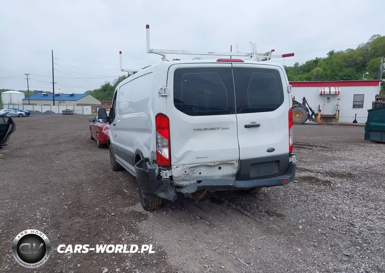 2015 Ford Transit-250 VIN:1FTNR1ZG2FKA40627 - 3