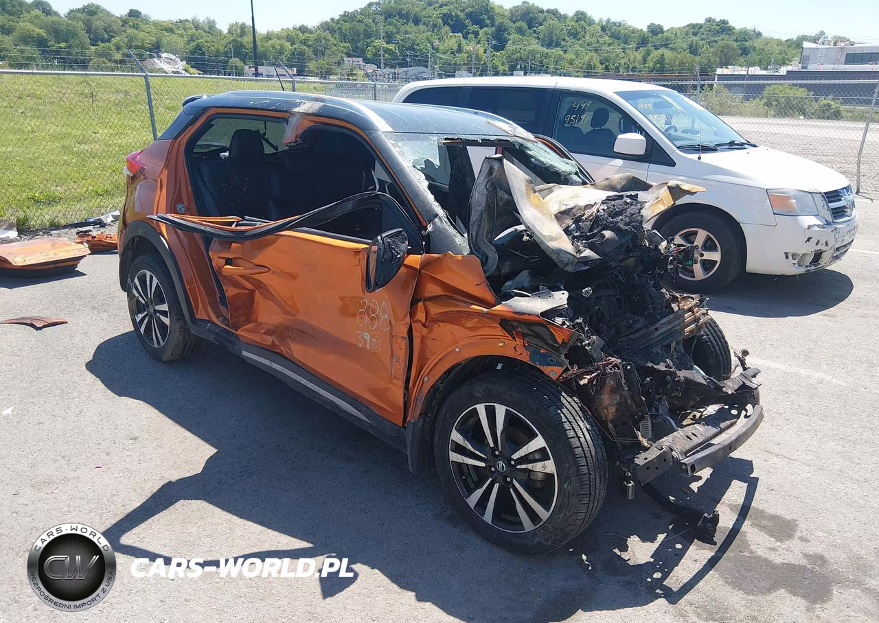 2019 Nissan Kicks Sr