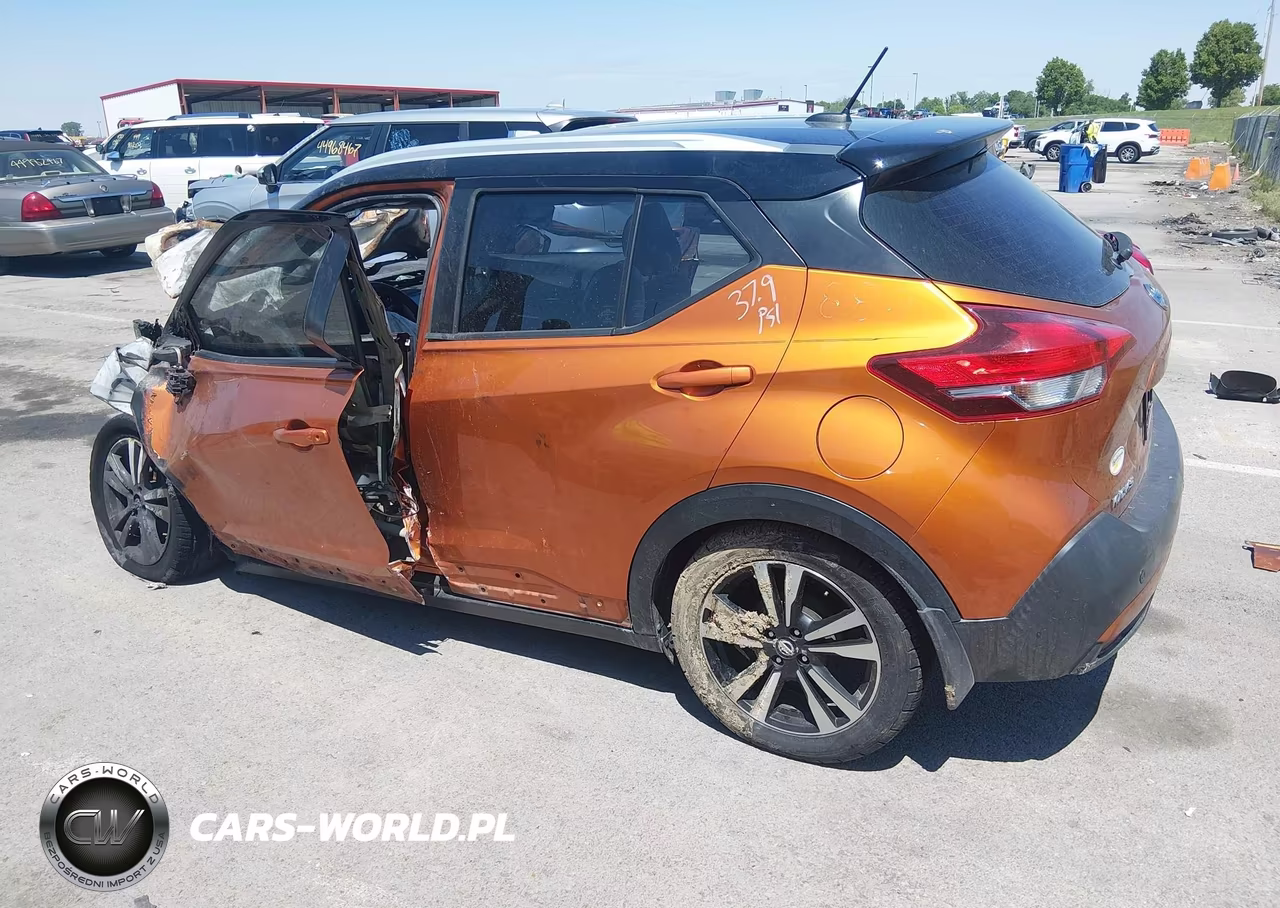 2019 Nissan Kicks Sr VIN:3N1CP5CU9KL544140 - 14