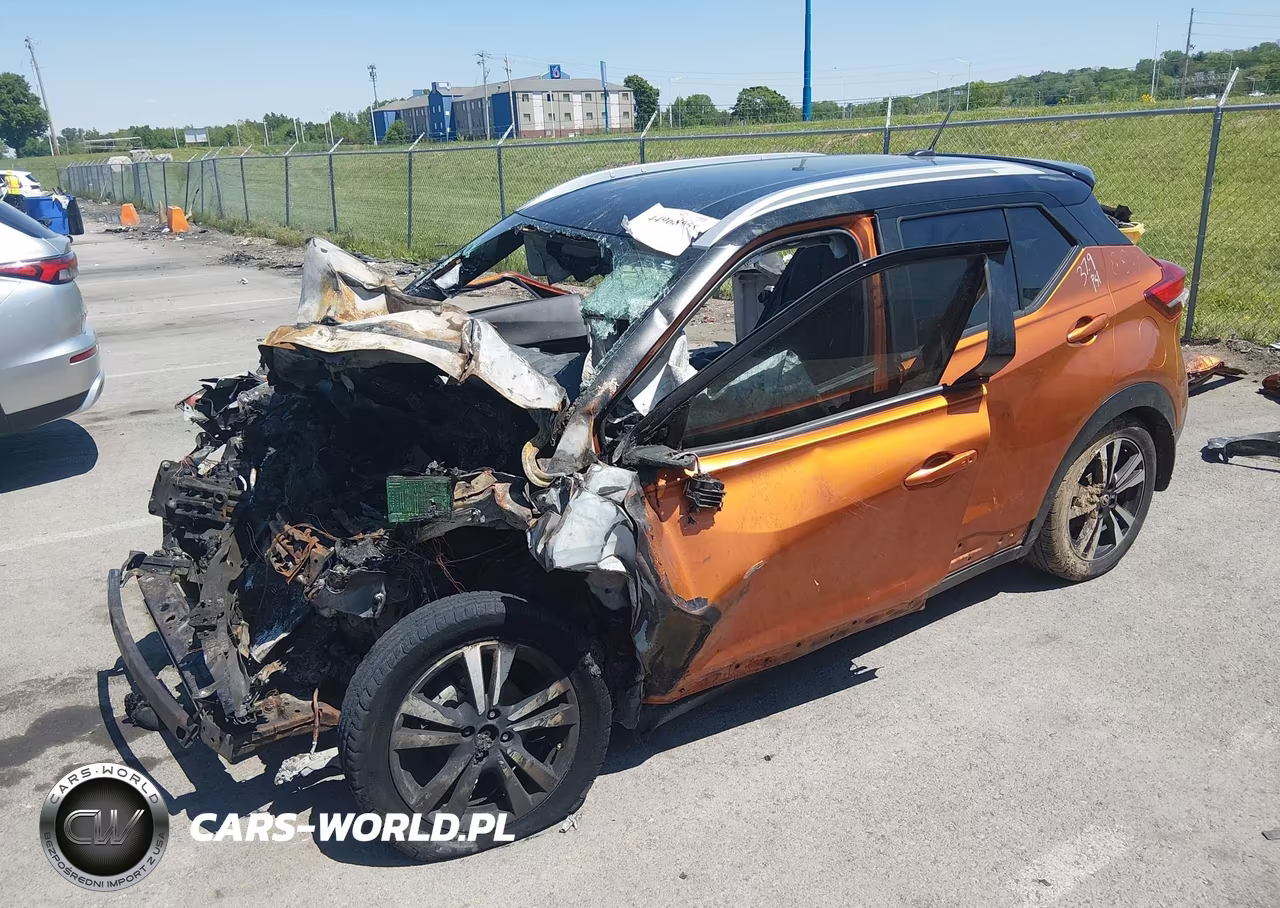 2019 Nissan Kicks Sr VIN:3N1CP5CU9KL544140 - 2