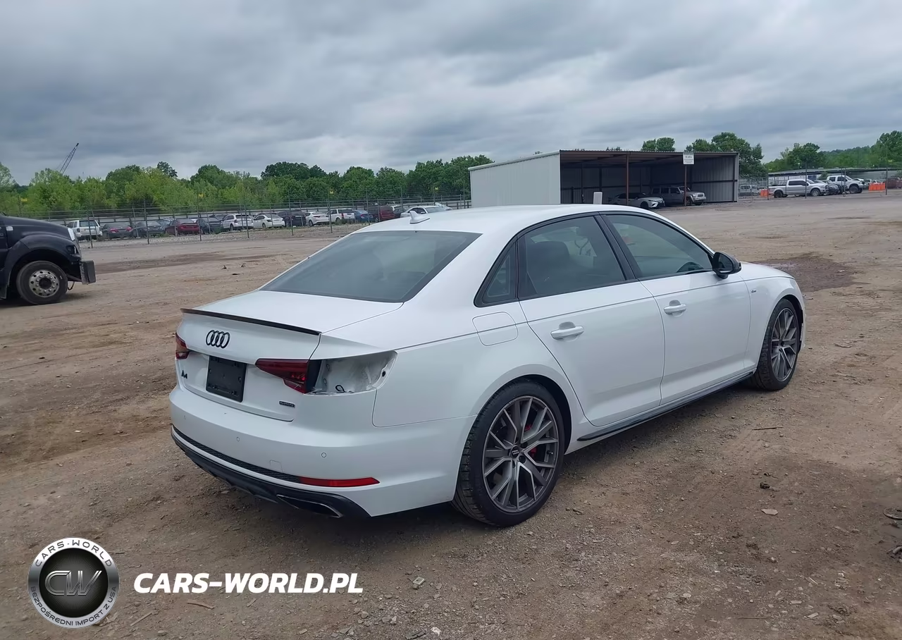 2019 Audi A4 45 Premium VIN:WAUENAF45KN020450 - 4