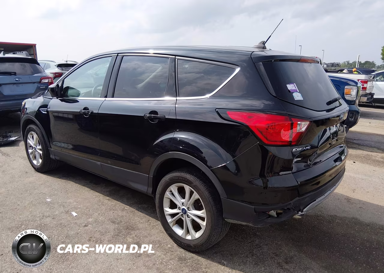 2019 Ford Escape Se VIN:1FMCU0GD5KUB01990 - 3