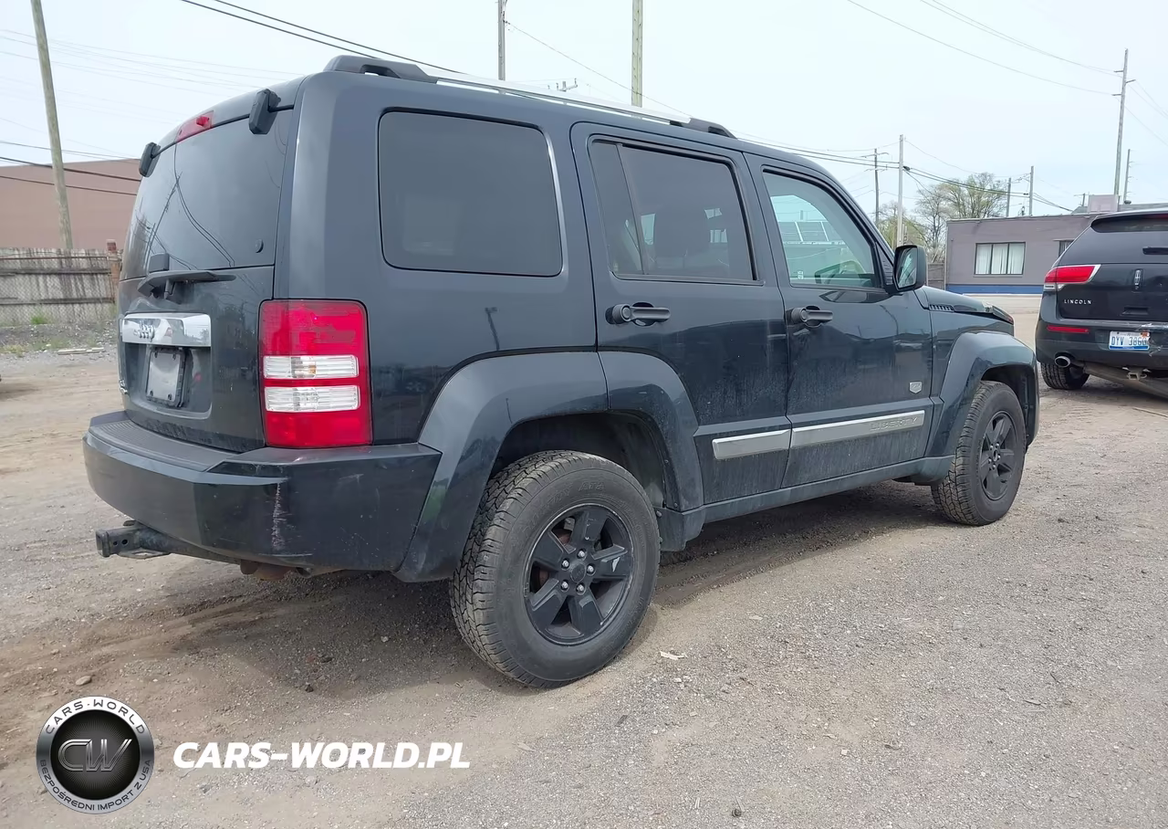 2011 Jeep Liberty Sport VIN:1J4PN2GK1BW563538 - 4