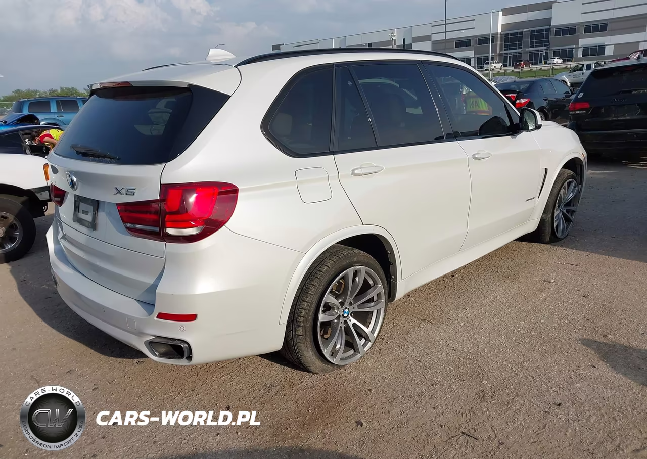 2015 BMW X5 xDrive35I VIN:5UXKR0C58F0K67514 - 4