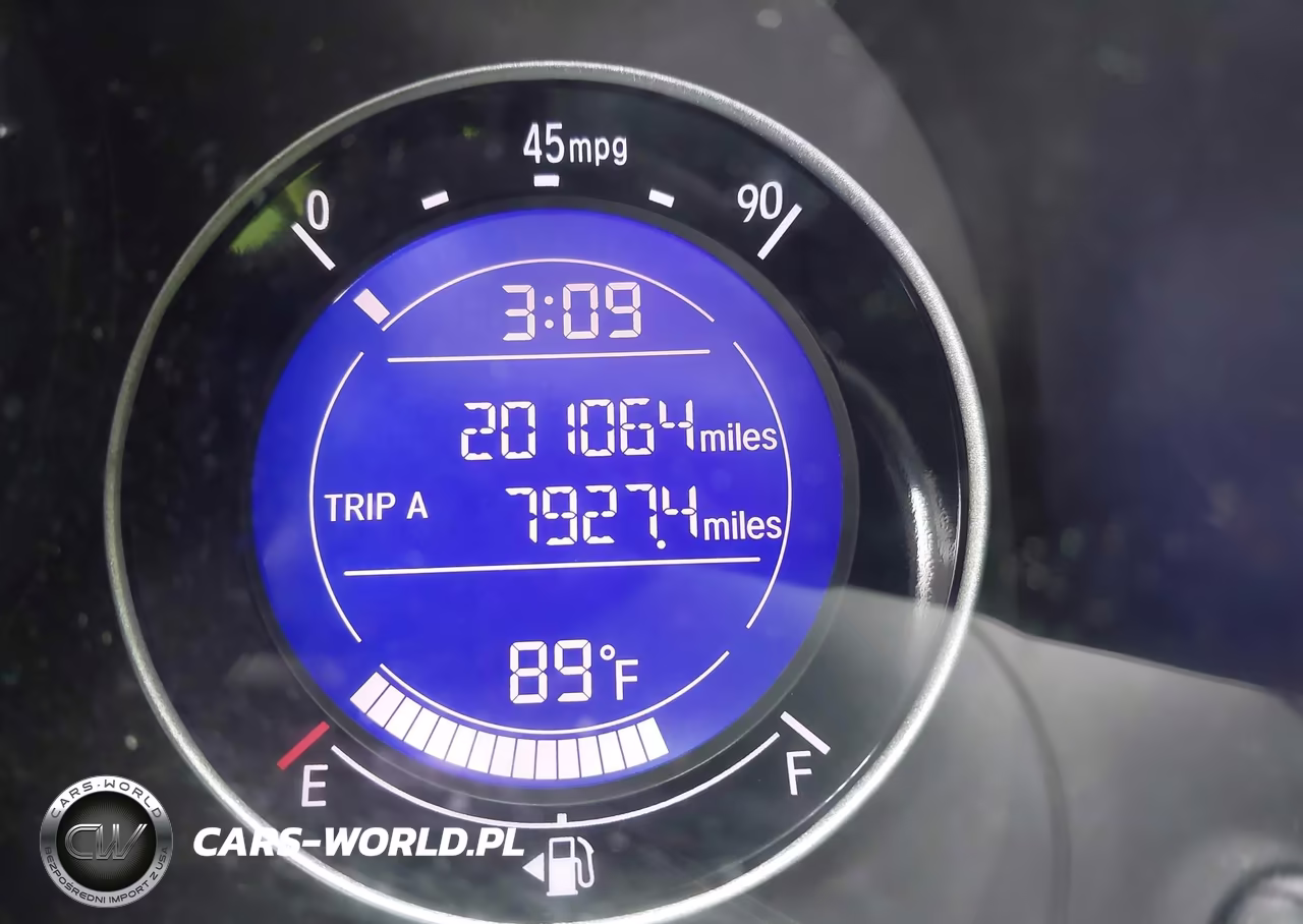 2017 Honda Fit Lx VIN:3HGGK5H55HM705375 - 15