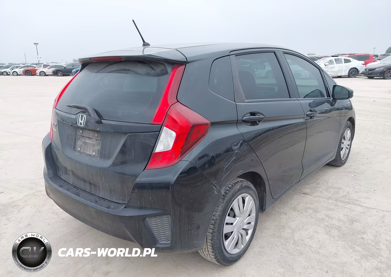 2017 Honda Fit Lx VIN:3HGGK5H55HM705375 - 4