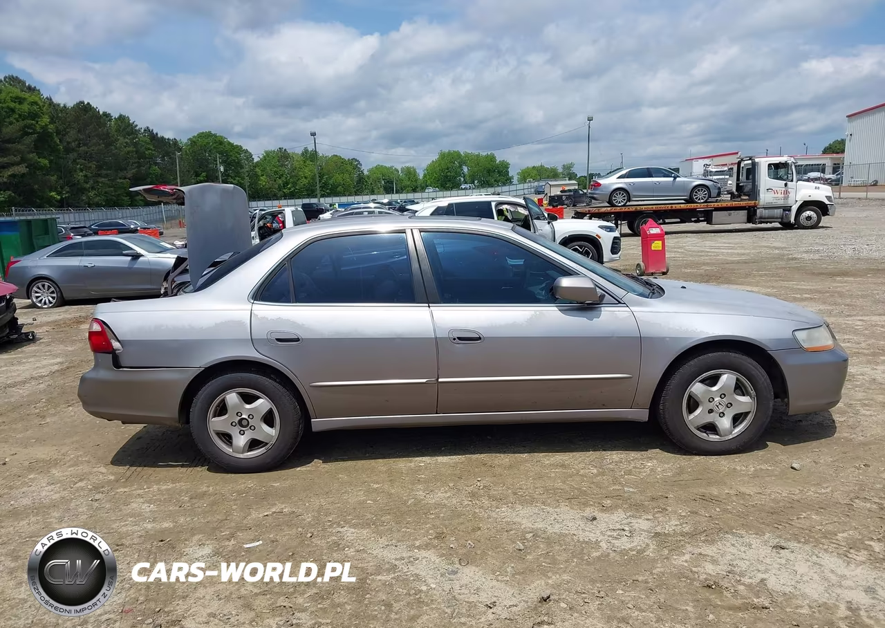 2000 Honda Accord 3.0 Ex VIN:1HGCG1651YA062127 - 13