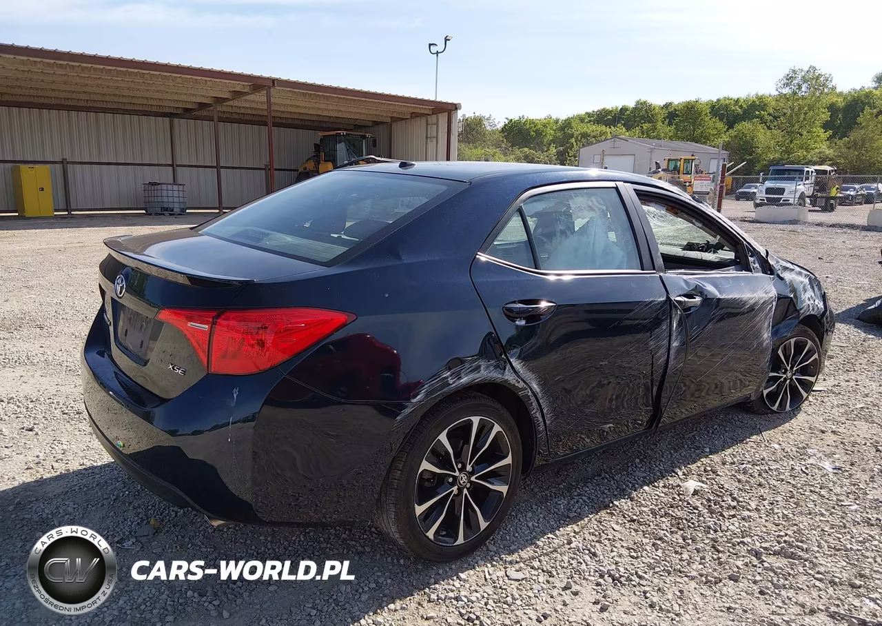 2017 Toyota Corolla Xse VIN:2T1BURHE6HC962872 - 4