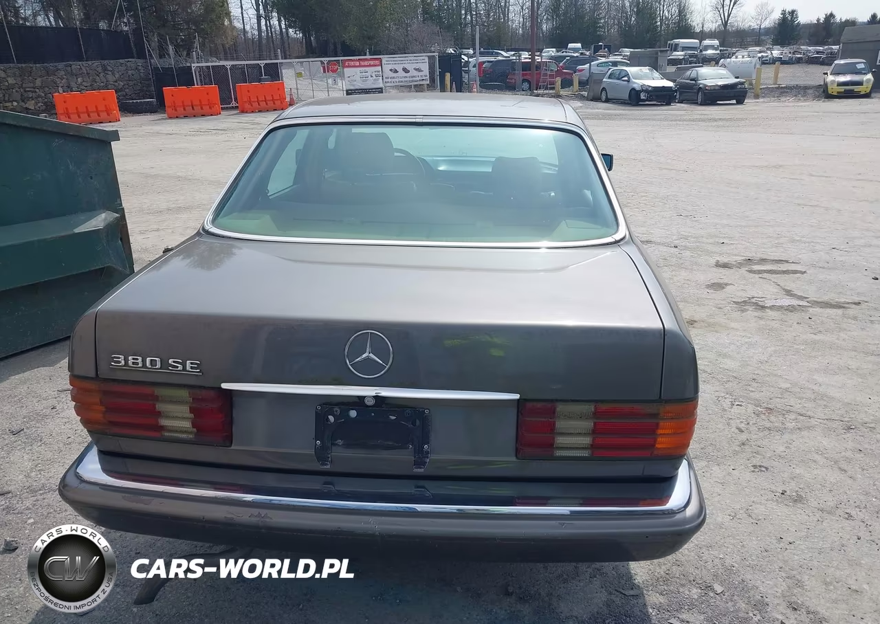 1984 Mercedes-Benz 380 Se VIN:WDBCA32A9EA062482 - 15