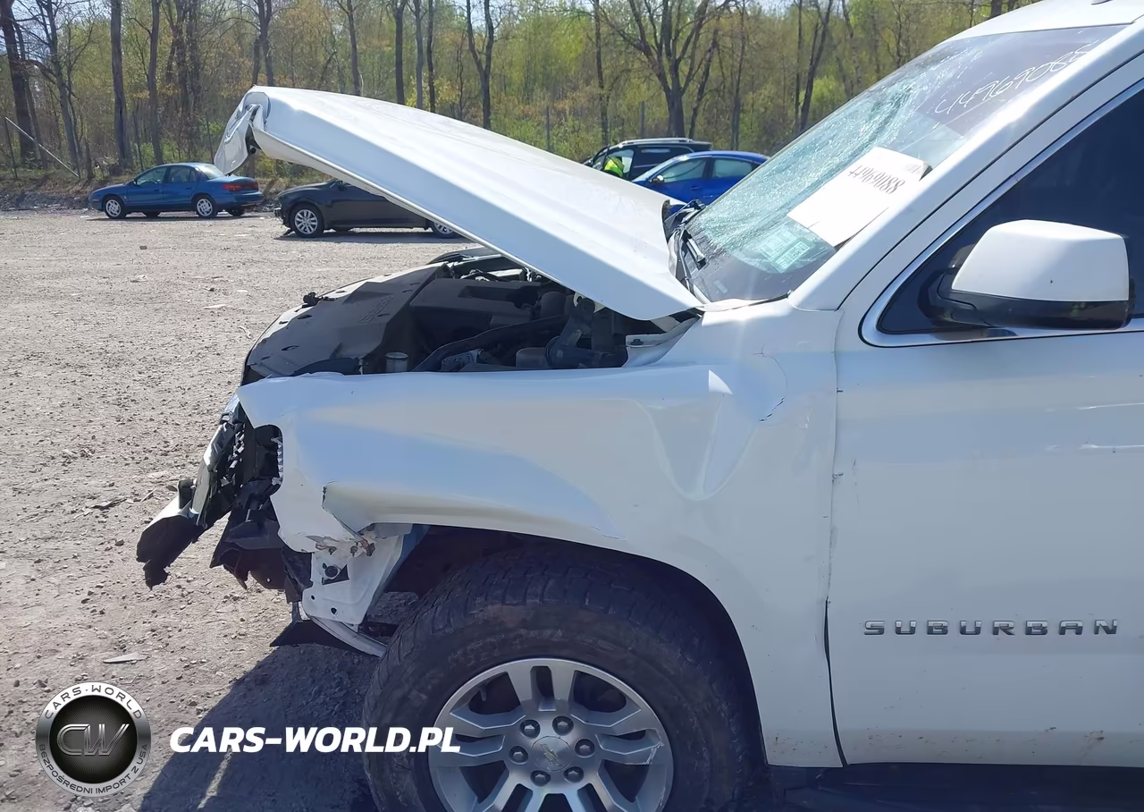 2020 Chevrolet Suburban 4Wd Lt VIN:1GNSKHKC4LR179398 - 6