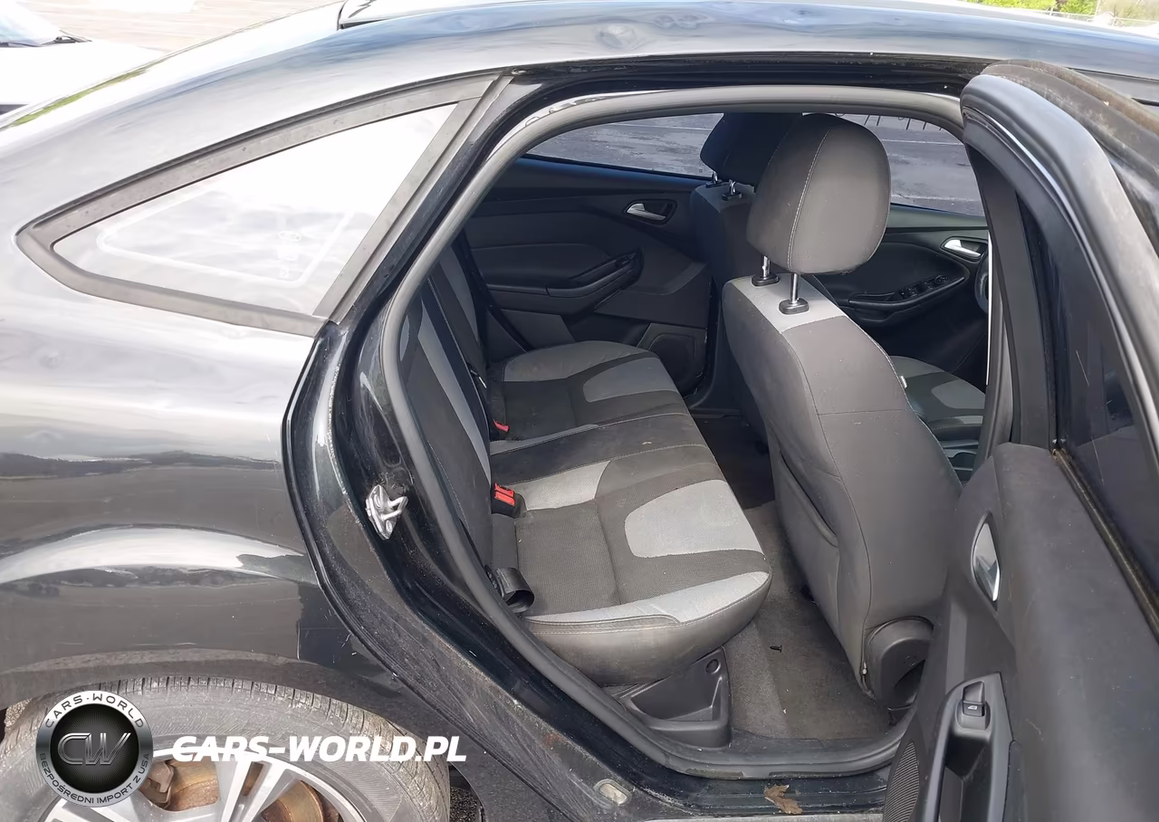 2014 Ford Focus Se VIN:1FADP3F26EL286343 - 8