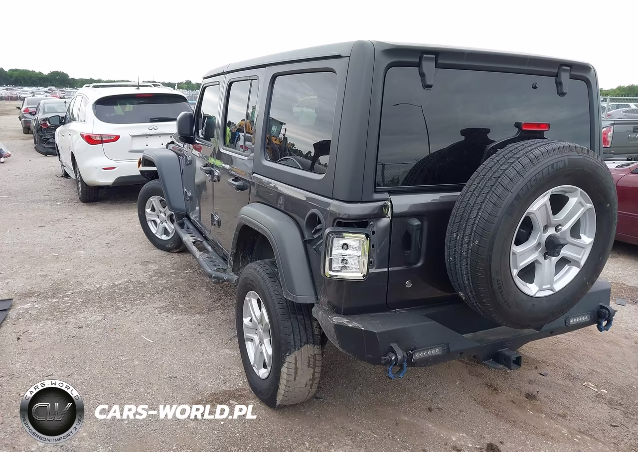 2018 Jeep Wrangler Unlimited Sport S 4X4 VIN:1C4HJXDG4JW137019 - 3
