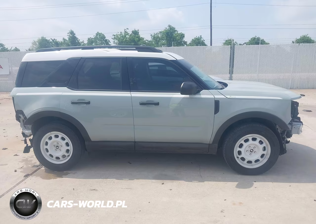 2023 Ford Bronco Sport Heritage VIN:3FMCR9G68PRE09483 - 13