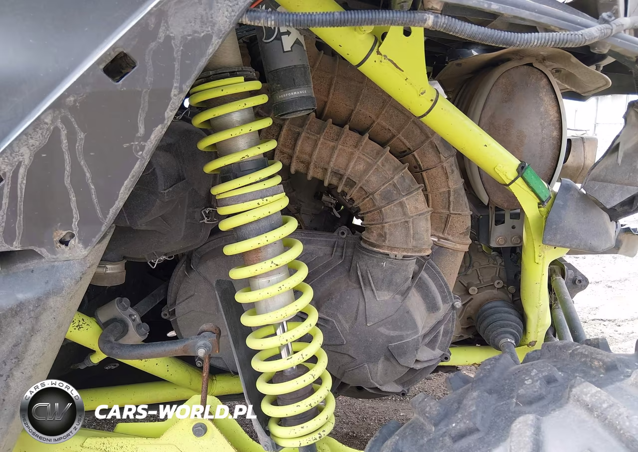 2020 Can-Am Maverick X3 Max VIN:3JBVAAV22LK000620 - 9