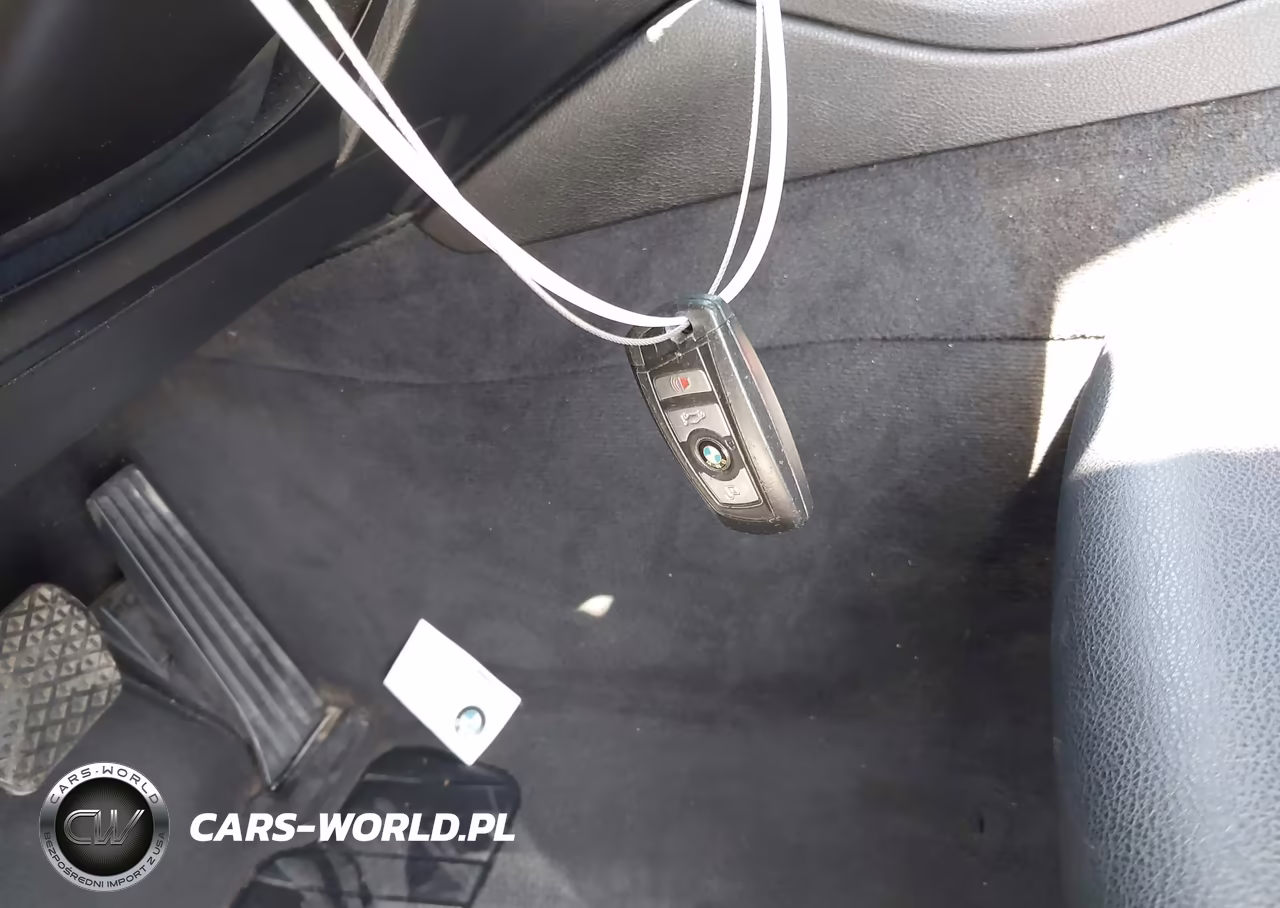 2015 BMW 528I VIN:WBA5A5C5XFD515299 - 11