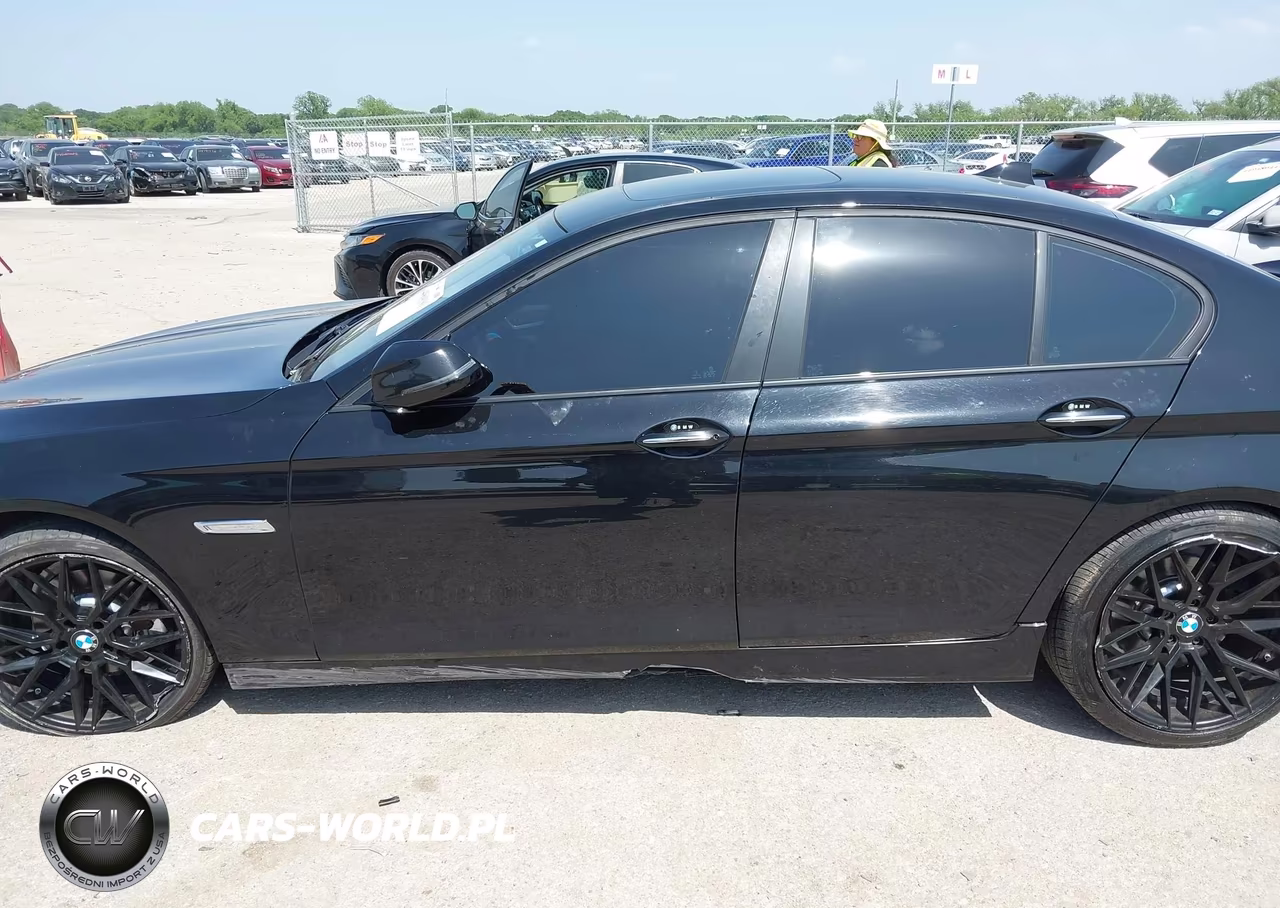 2015 BMW 528I VIN:WBA5A5C5XFD515299 - 14