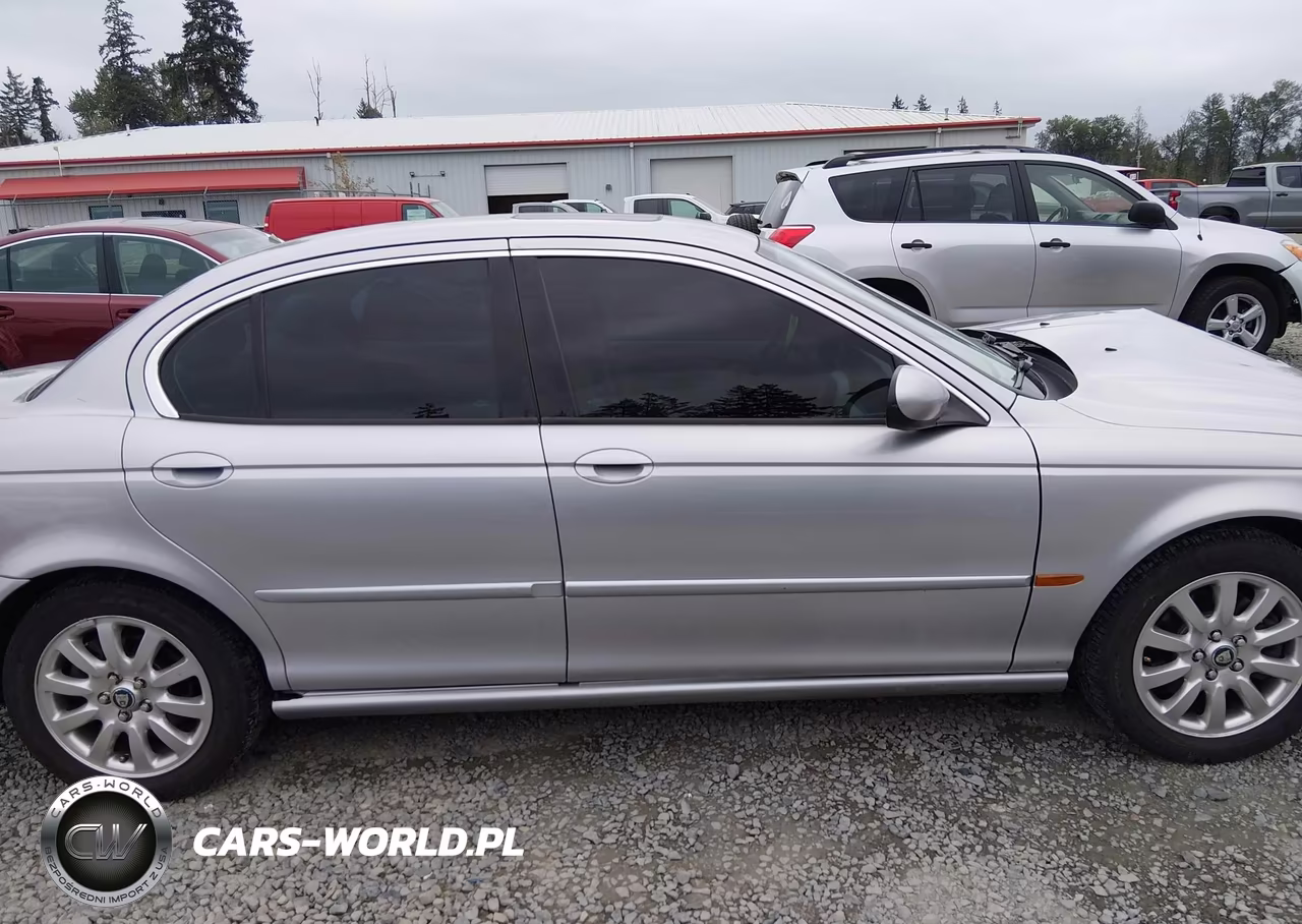 2003 Jaguar X-Type 2.5 VIN:SAJEA51D13XD02415 - 13