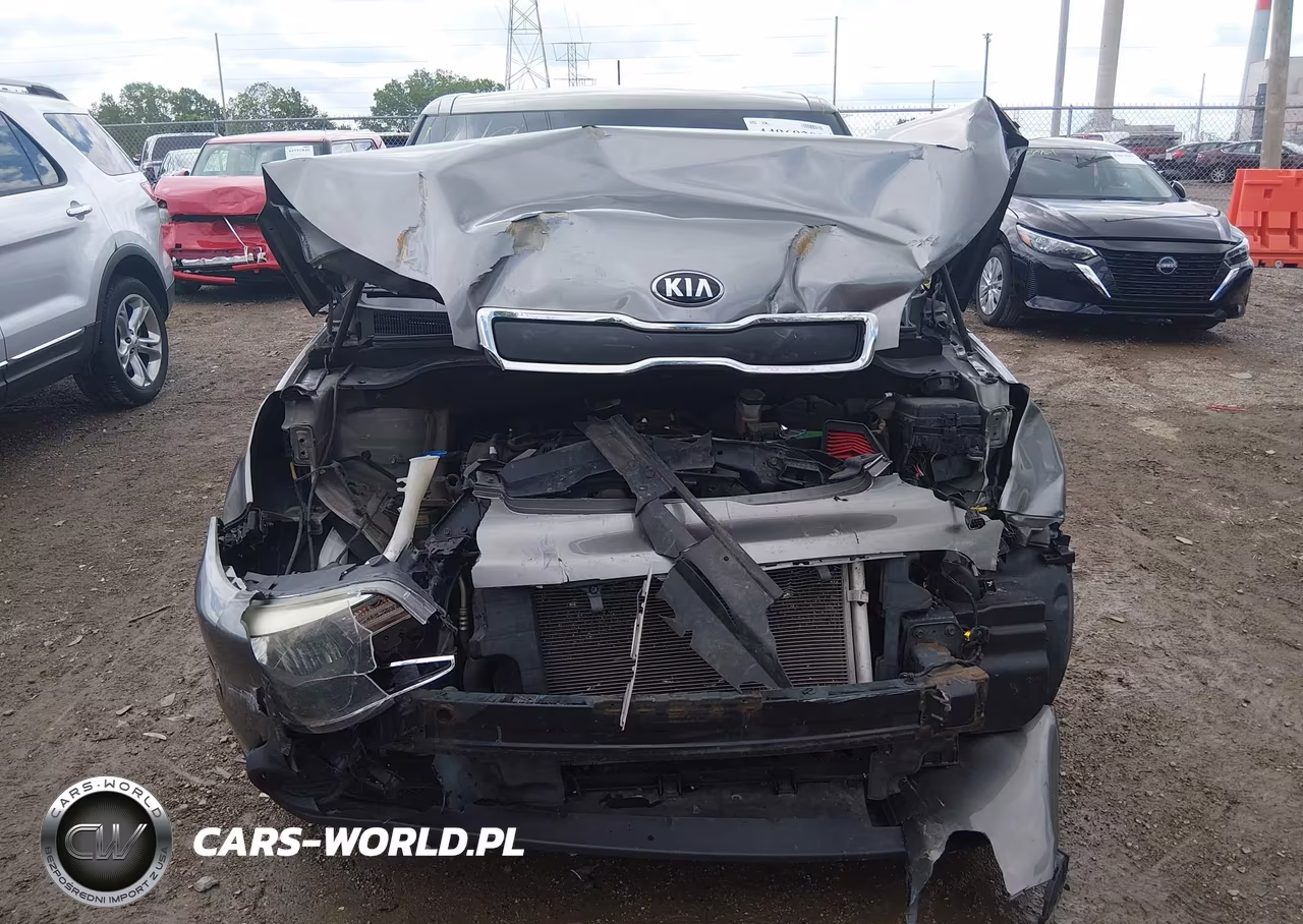 2014 Kia Soul + VIN:KNDJP3A51E7084954 - 12
