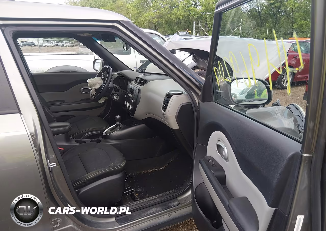2014 Kia Soul + VIN:KNDJP3A51E7084954 - 5