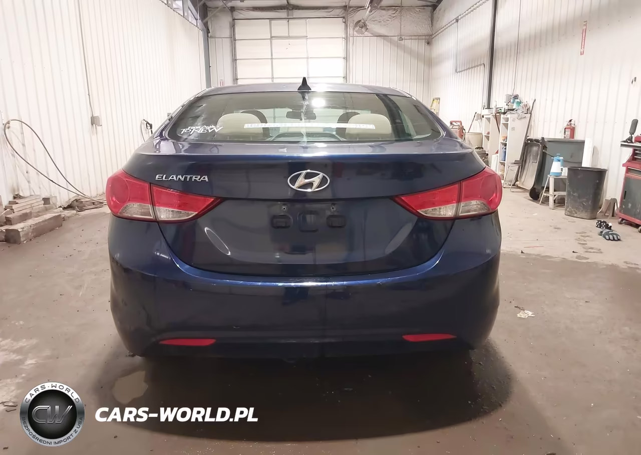 2013 Hyundai Elantra Gls VIN:5NPDH4AE0DH329088 - 17