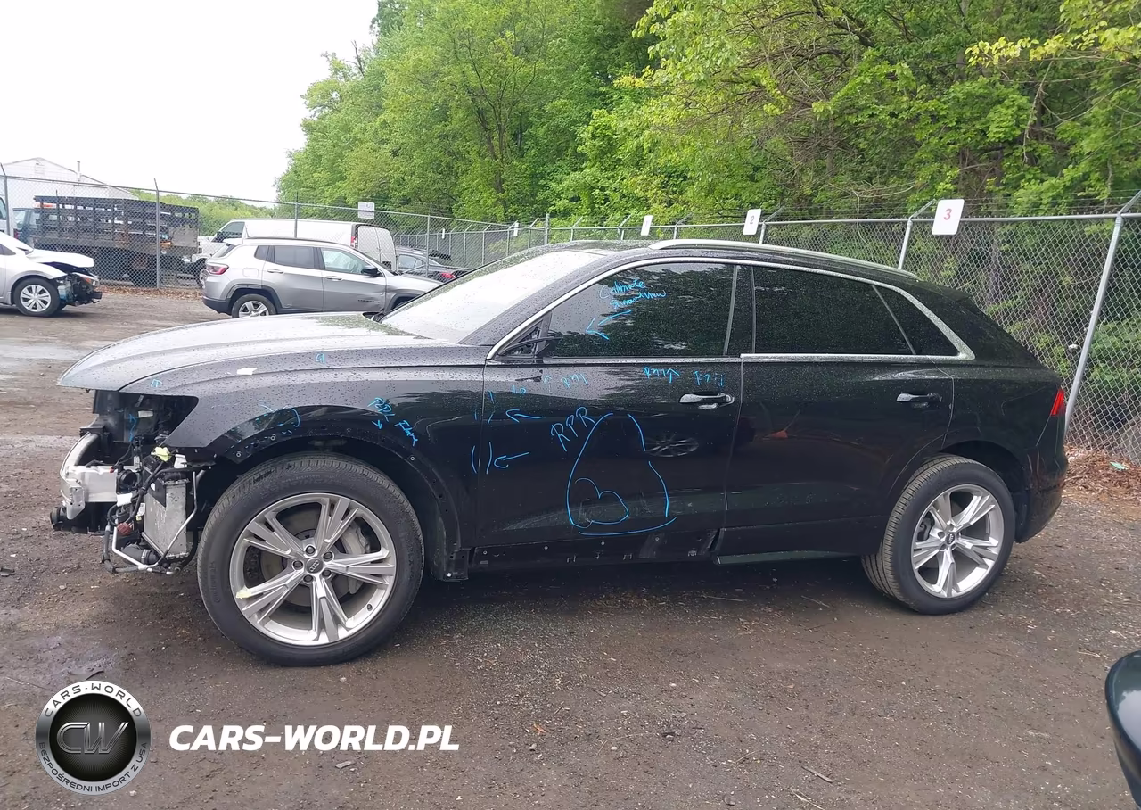 2019 Audi Q8 55 Premium VIN:WA1BVAF10KD033442 - 14