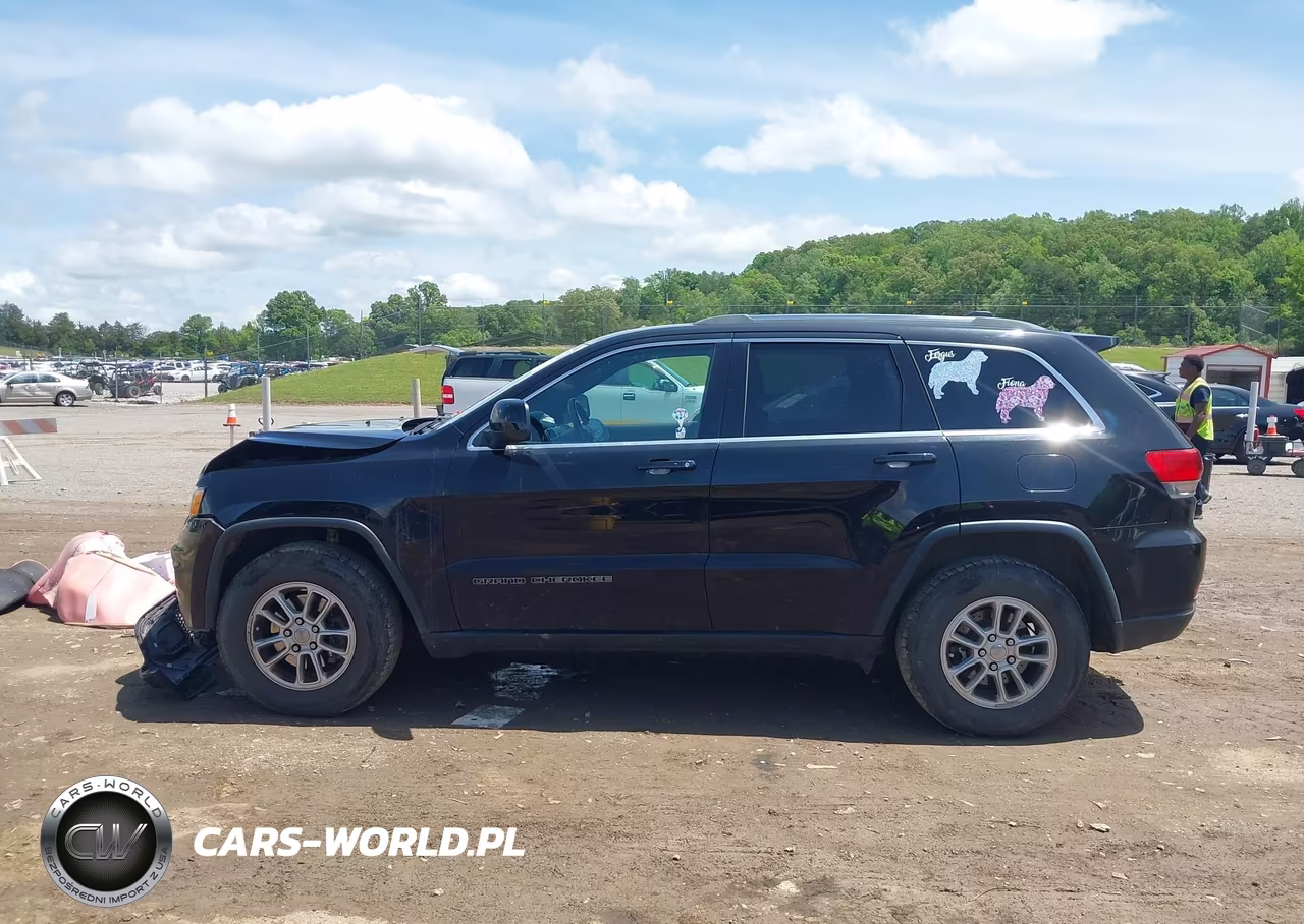 2019 Jeep Grand Cherokee Laredo E 4X4 VIN:1C4RJFAG8KC658556 - 14