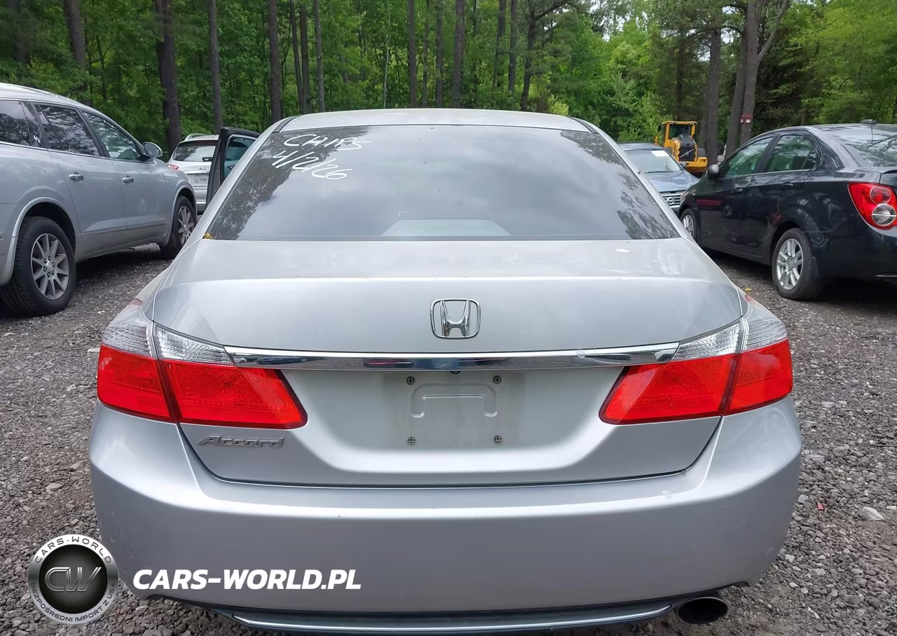 2013 Honda Accord Lx VIN:1HGCR2E31DA114205 - 17