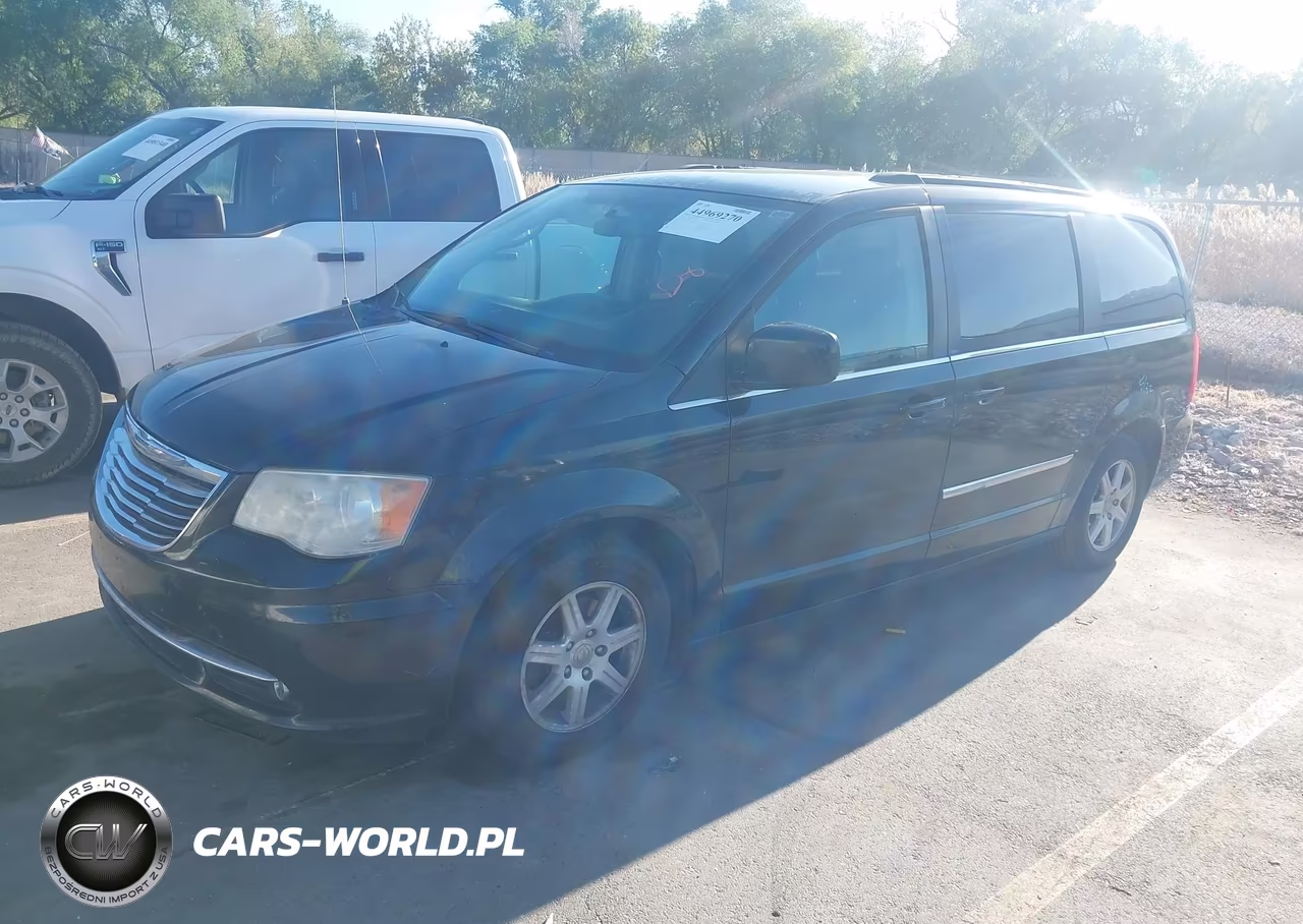 2011 Chrysler Town & Country Touring VIN:2A4RR5DG5BR723234 - 2