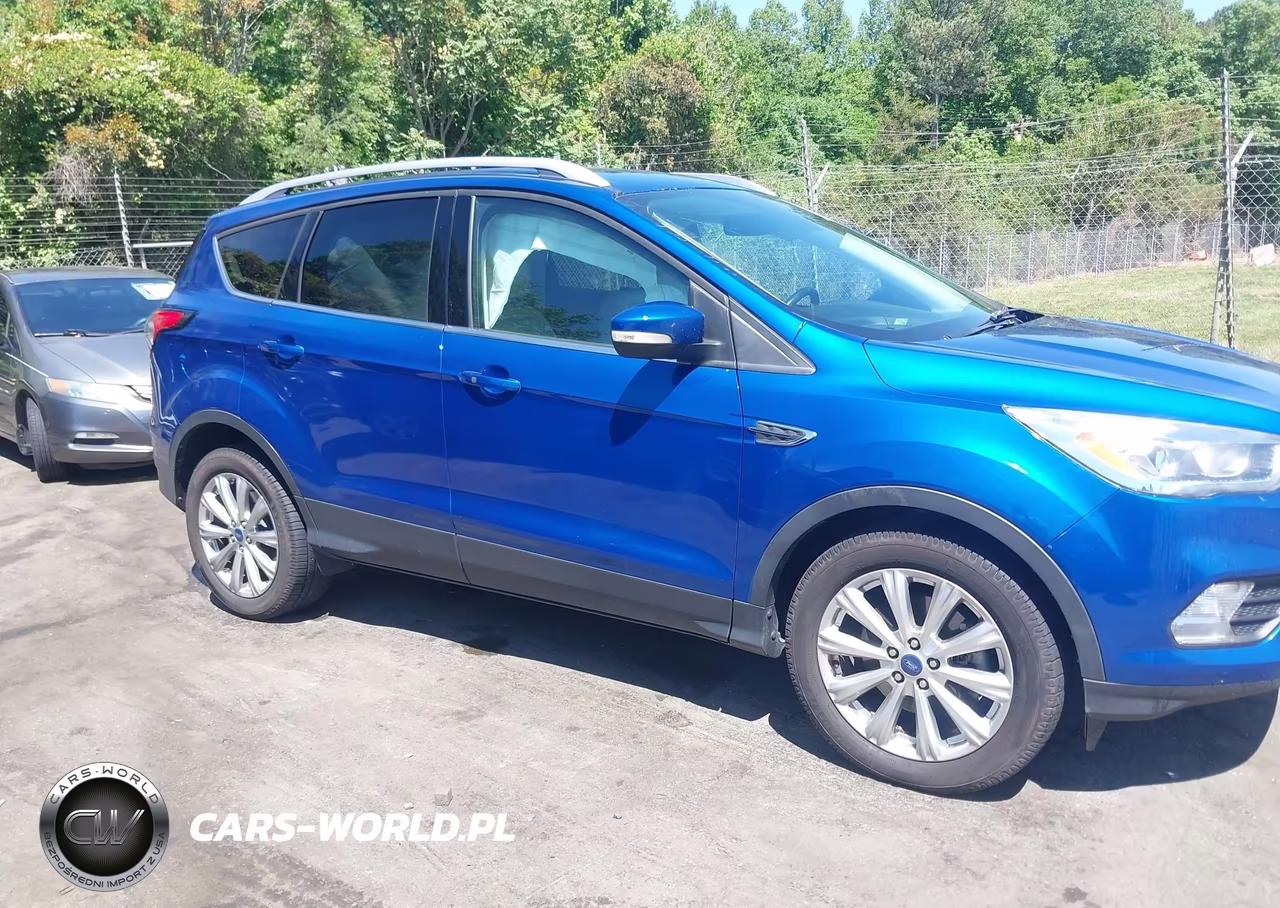 2017 Ford Escape Titanium VIN:1FMCU0J98HUB77278 - 13