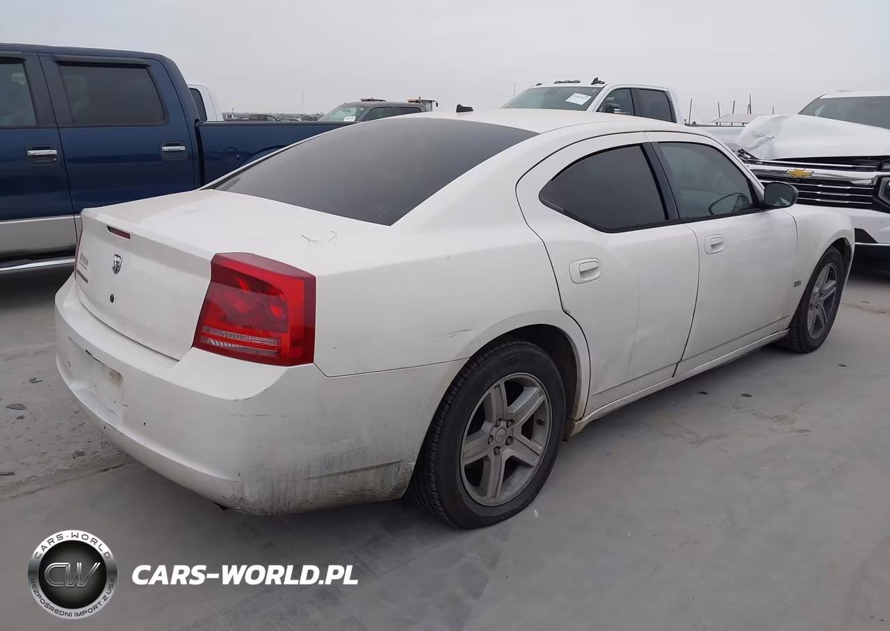 2008 Dodge Charger VIN:2B3KA43G18H286066 - 4